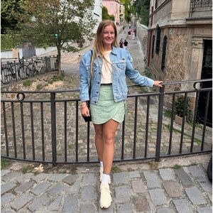 Meet your Posher, Sydney